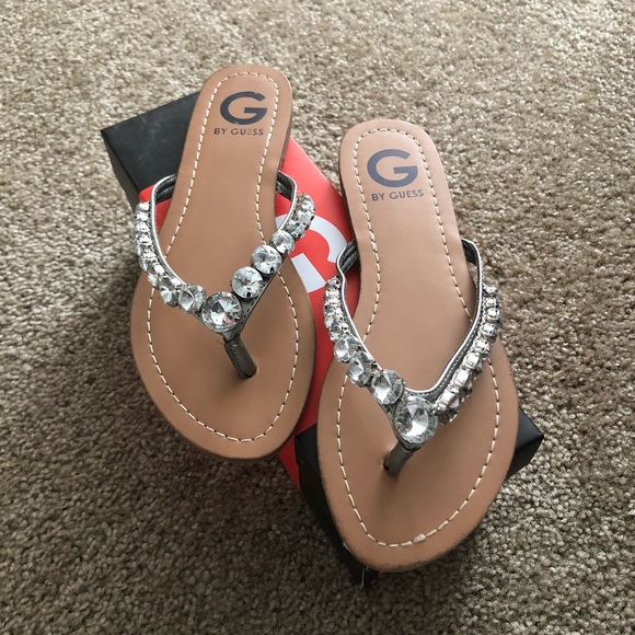 g by guess lemmon sandal